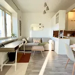 アパート Penthouse Toeoeloe - High Ceilings, Wi-fi, 24h Shop, Olympic Stadium *