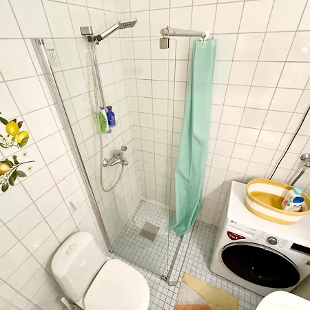 Penthouse Toeoeloe - High Ceilings, Wi-fi, 24h Shop, Olympic Stadium Apartmán