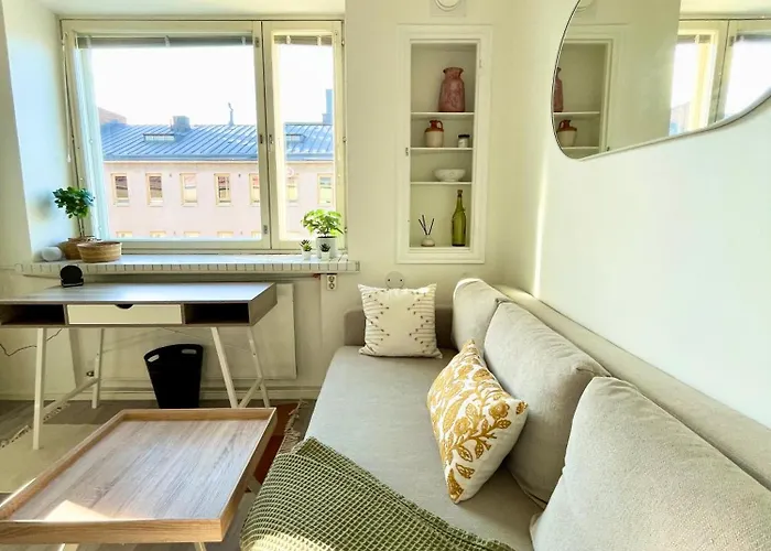 Διαμέρισμα Penthouse Toeoeloe - High Ceilings, Wi-fi, 24h Shop, Olympic Stadium